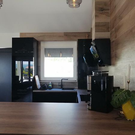 Villa Orao Kaštel Novi Exteriör bild