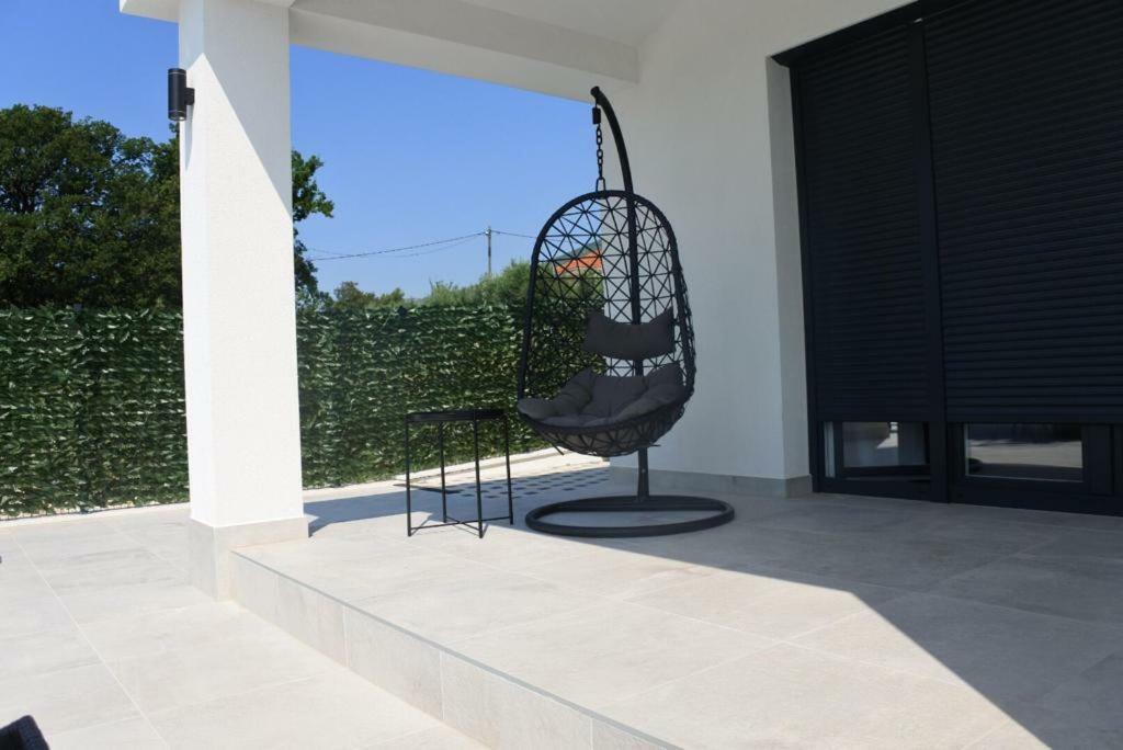 Villa Orao Kaštel Novi Exteriör bild